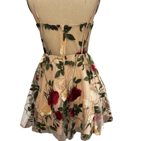 Floral Appliqué Window Panel Dress – Size 9/10 - Picture 4 of 4